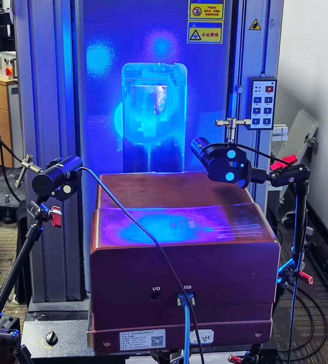 3D打印合金器件—350℃升温全场测试(图2) 测试场景.png